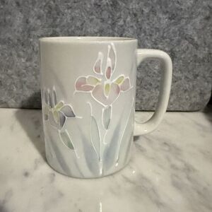 Vintage Otagiri  Floral Lite Tulips Hand Painted‎ Tall Coffee Mug RARE Beautiful